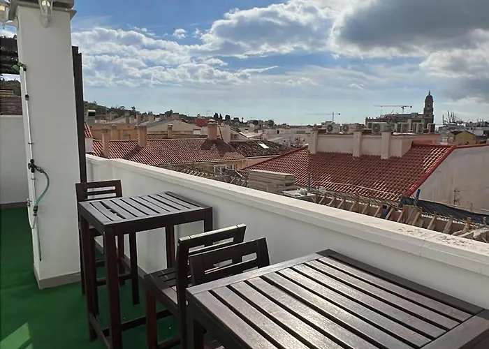 Hogar Centrico Con Terraza *